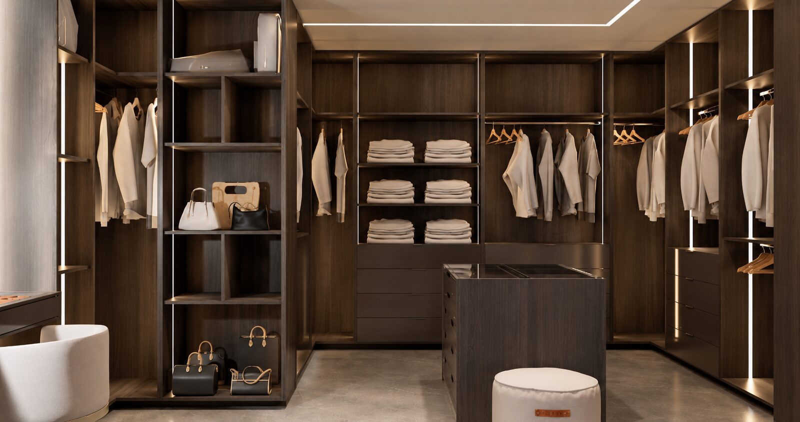 685 NE 77th St — Dressing Rooms