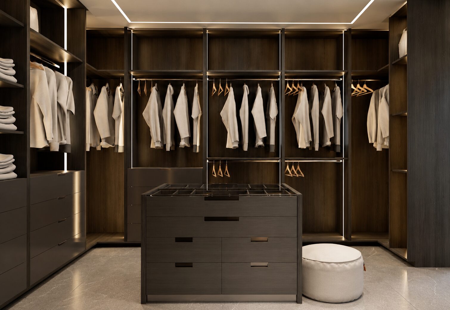 685 NE 77th St — Dressing Rooms